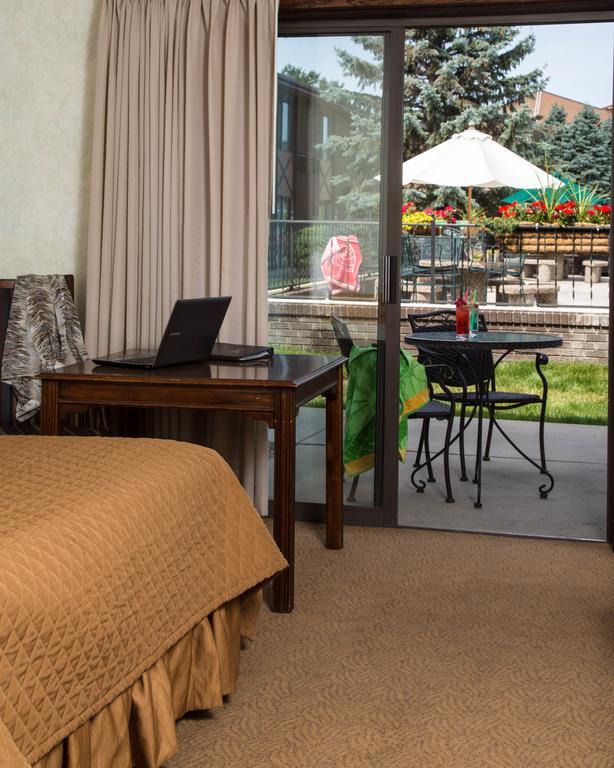 The Foothills Hotel